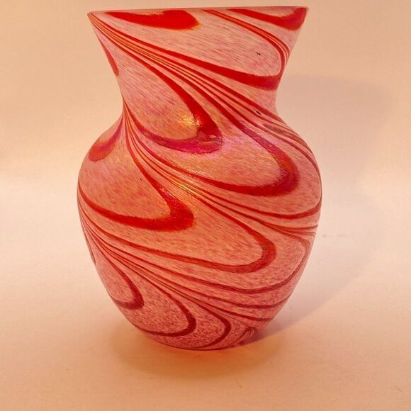 Studio Art Glass Vase Iridescent With Emerald Red Swirls Hand Blown Glass - Picture 4 of 11